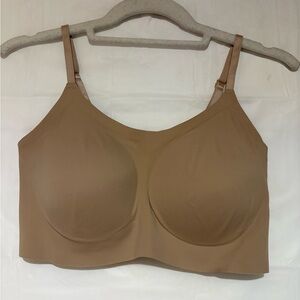 Elegant Eby Tan Wireless Bra